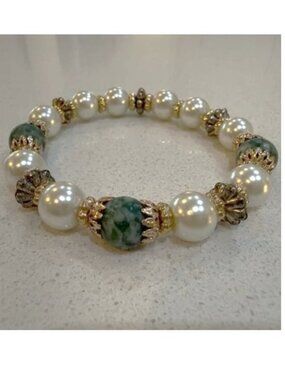 Faux Pearl and Green Tree Agate Beaded Bracelet with Gold Accents